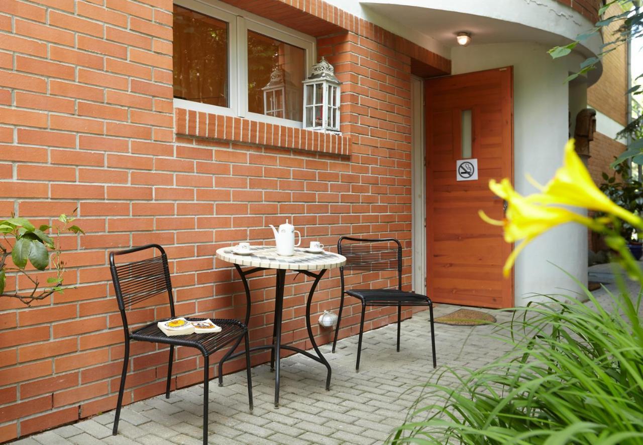 Villa In Bio Garden - You Will Save Money Here Prága Kültér fotó